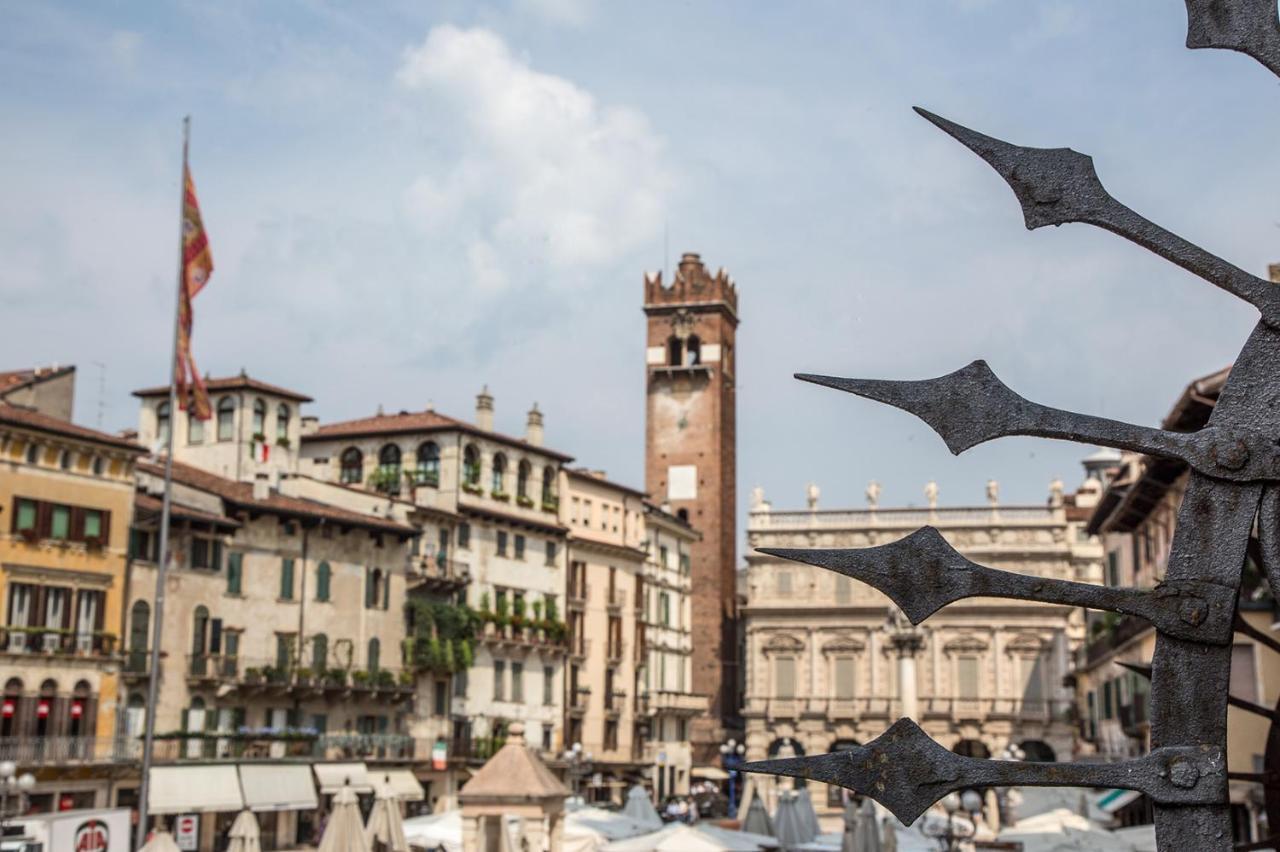 Aurelia Luxury - Piazza Delle Erbe Hotel Verona Luaran gambar