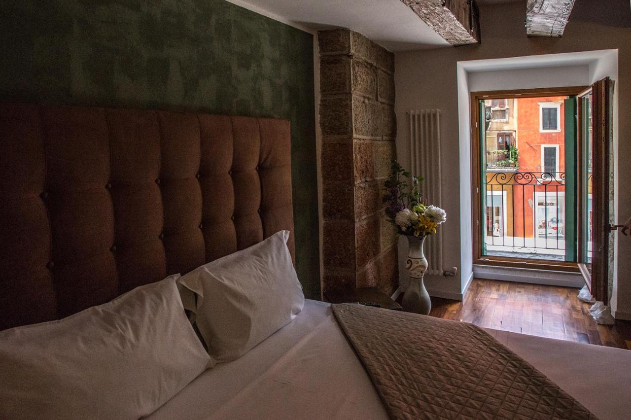 Aurelia Luxury - Piazza Delle Erbe Hotel Verona Luaran gambar