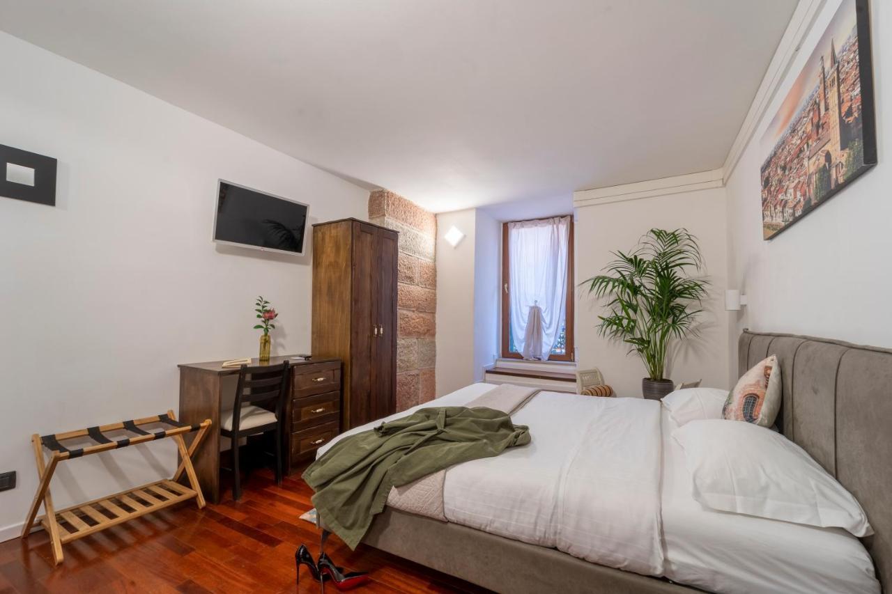Aurelia Luxury - Piazza Delle Erbe Hotel Verona Luaran gambar